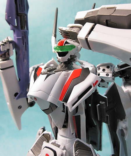マクロスF サヨナラノツバサ DX超合金 VF-25F メサイア